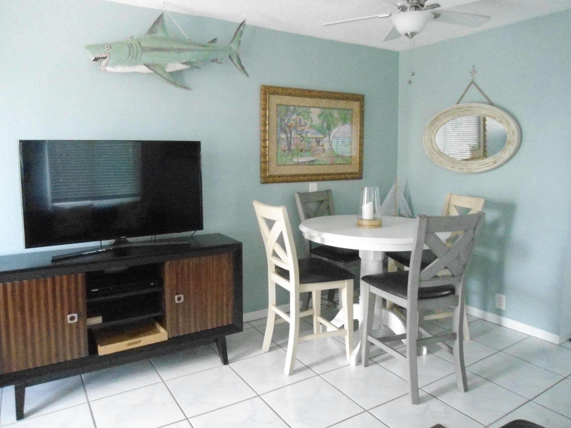 Malyn Resort St. Pete Beach Exterior foto
